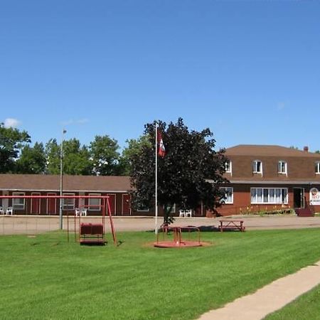 Summerside Motel &Cottages エクステリア 写真